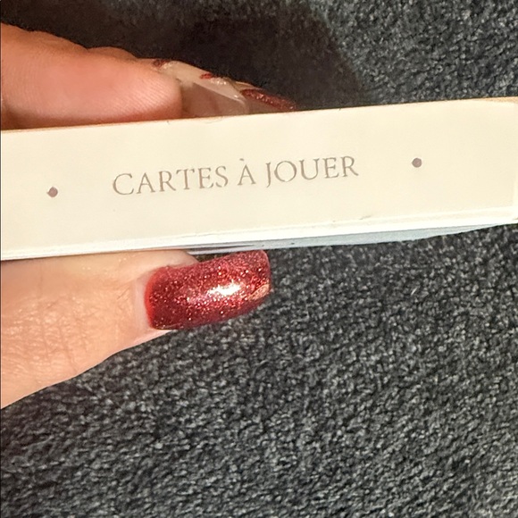 Dior Joy Box with Vibrant Burst Design - Picture 3 of 3